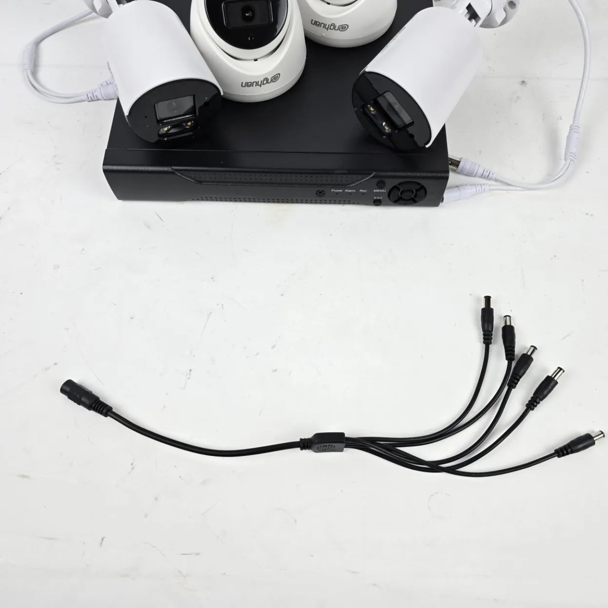 Žičani videonadzorni sustav G501 4K (4 kamere + DVR)
